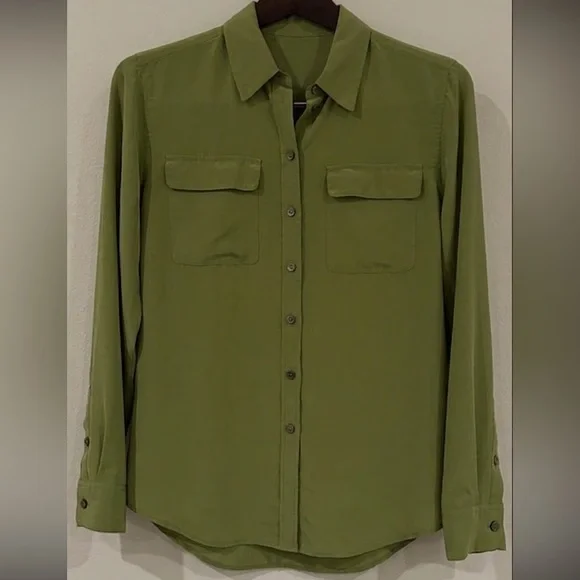 Vince Camuto 100% Silk Olive Green Utility Blouse // Size Small - Picture 2 of 6